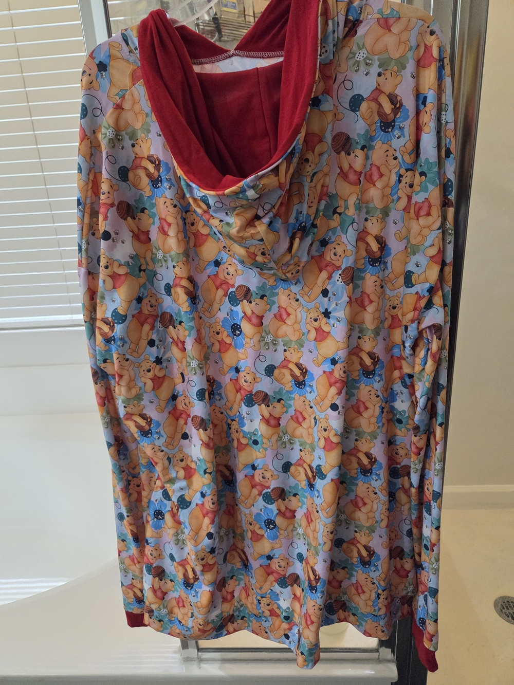 Winnie the Pooh Print Hooded Pullover Sweatshirt - Blue & Red - Picture 2 of 3